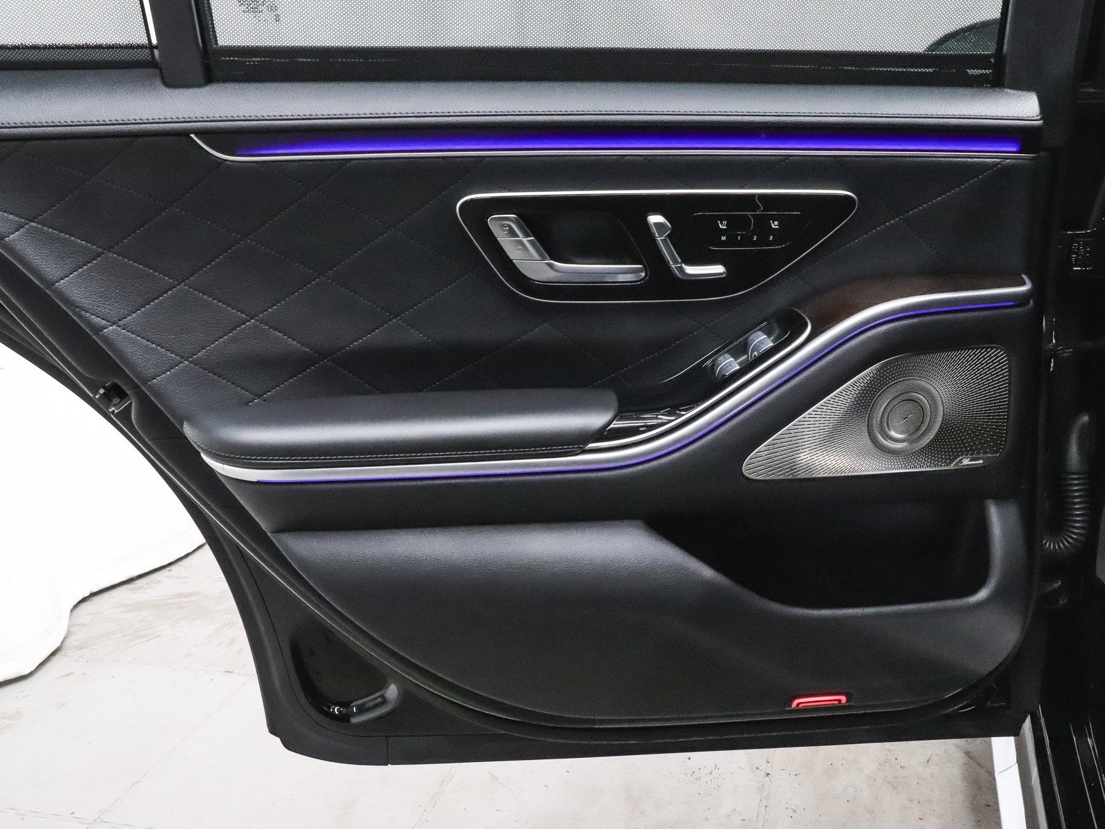 Used 2025 Mercedes-Benz S 580 4MATIC Sedan image 17