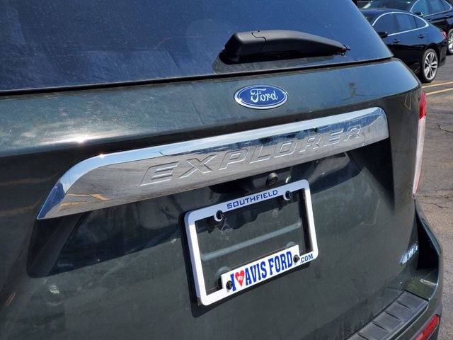Used 2024 Ford Explorer XLT AWD/4WD image 29