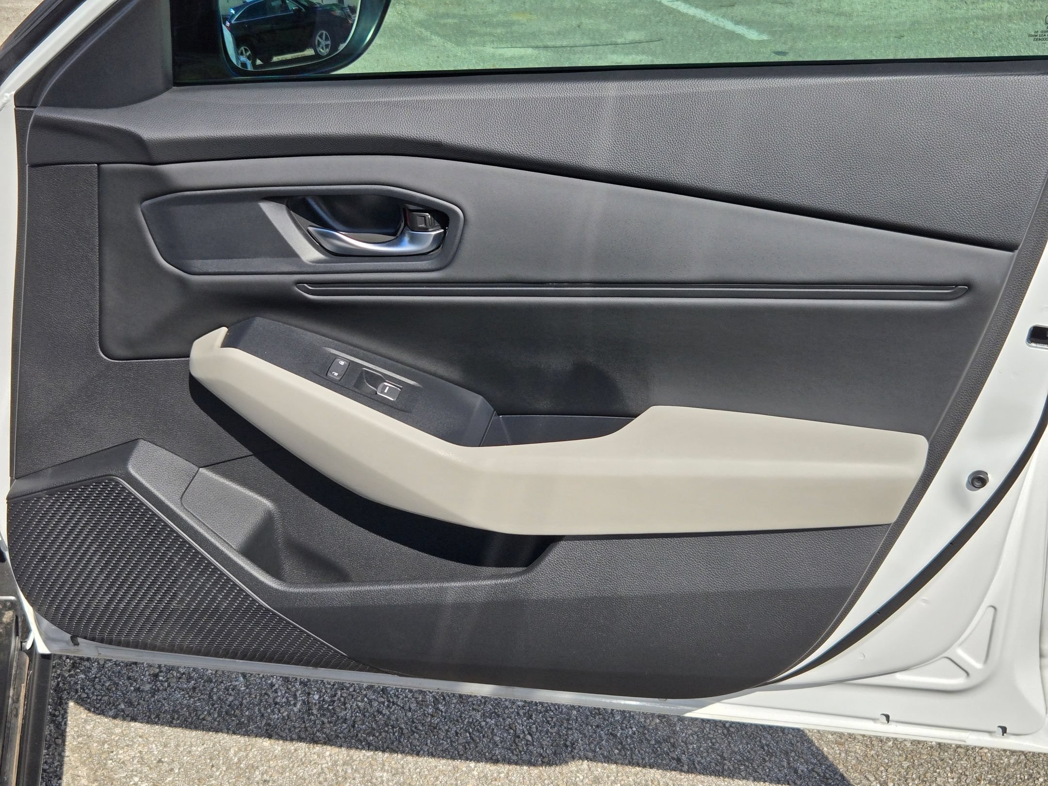 Used 2025 Honda Accord SE image 28