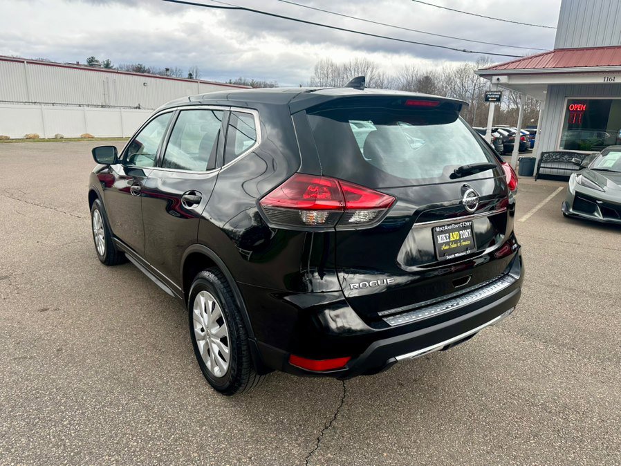 Used 2018 Nissan Rogue S image 8