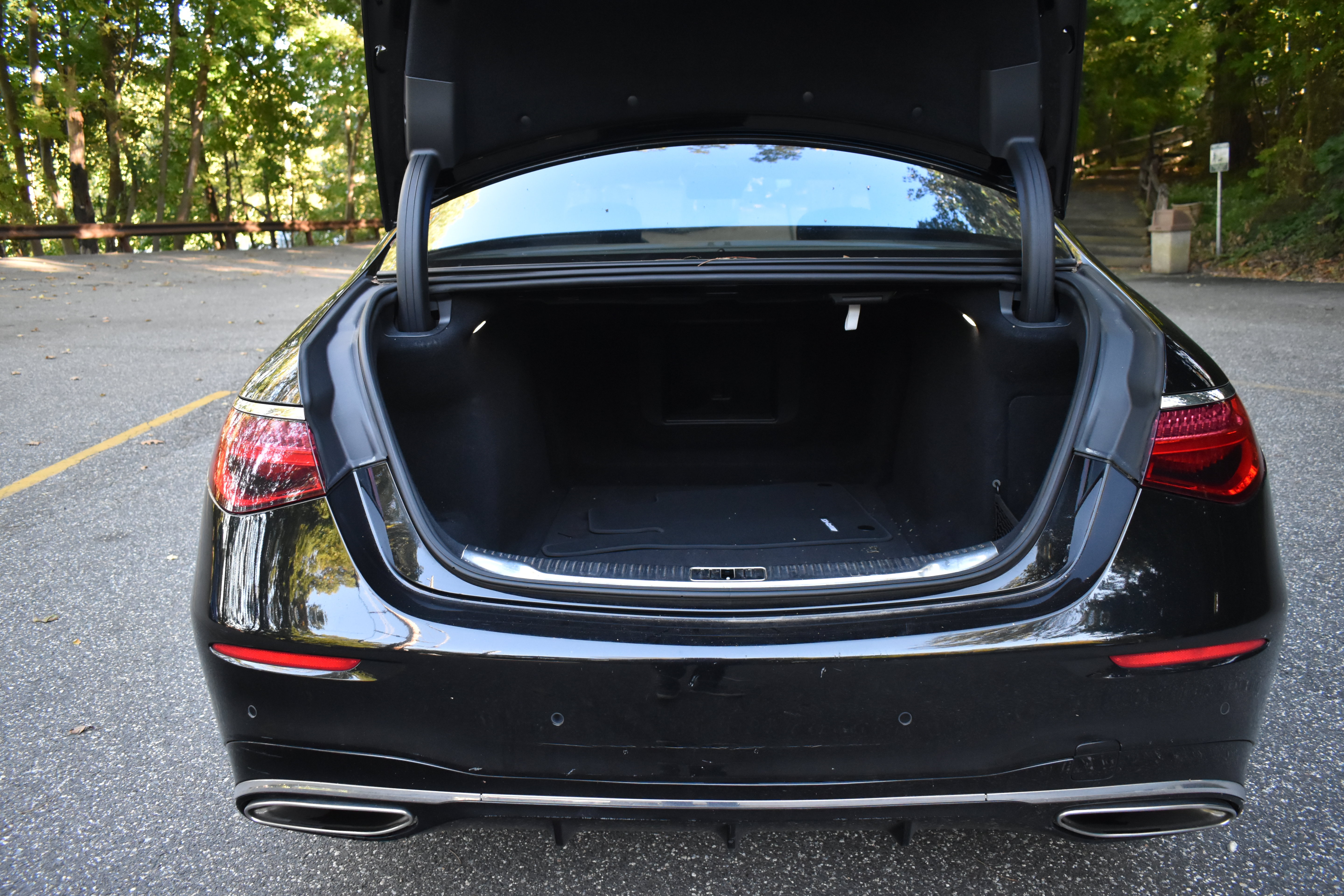 Used 2022 Mercedes-Benz S 500 4MATIC image 16