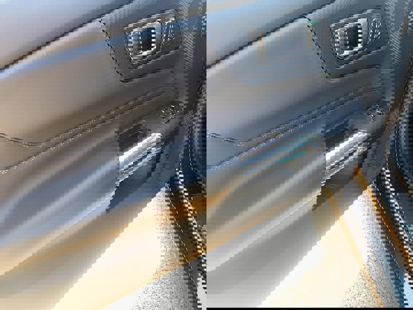 Used 2024 Ford Mustang Premium image 19