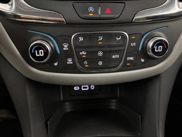 Used 2023 Chevrolet Equinox LT w/ Driver Convenience Package AWD/4WD image 22