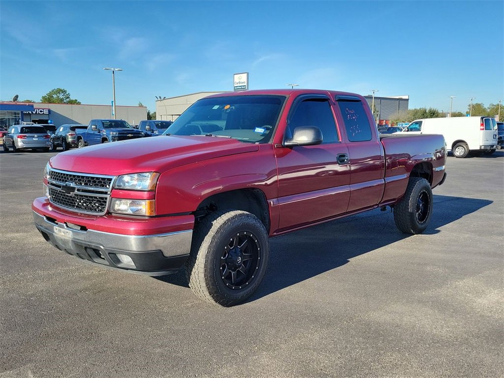Used 2006 Chevrolet Silverado 1500 LT image 2