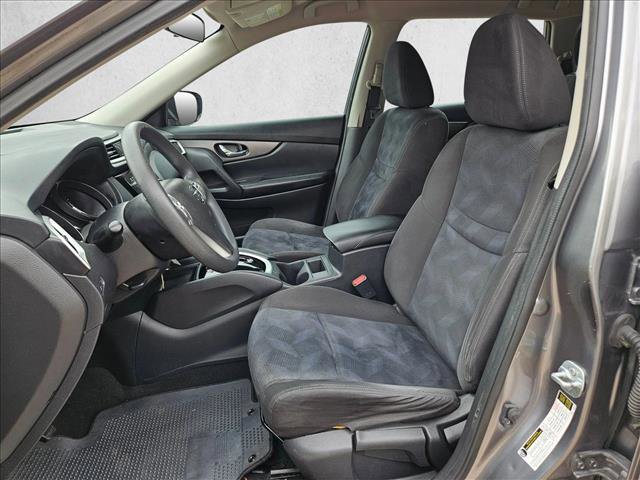 Used 2015 Nissan Rogue S FWD image 17
