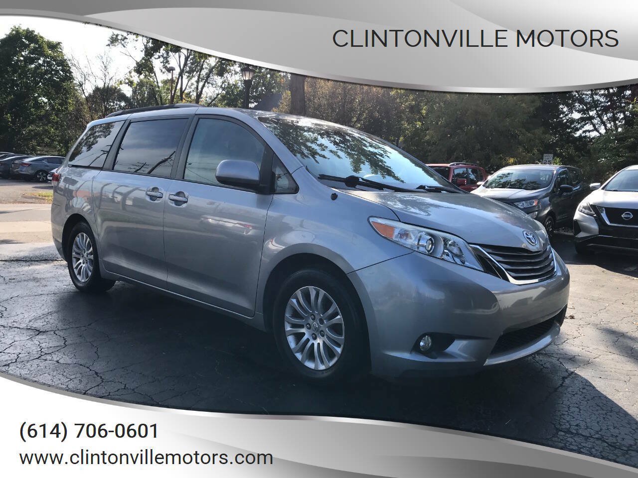 Used 2011 Toyota Sienna XLE w/ Entertainment Pkg FWD image 1