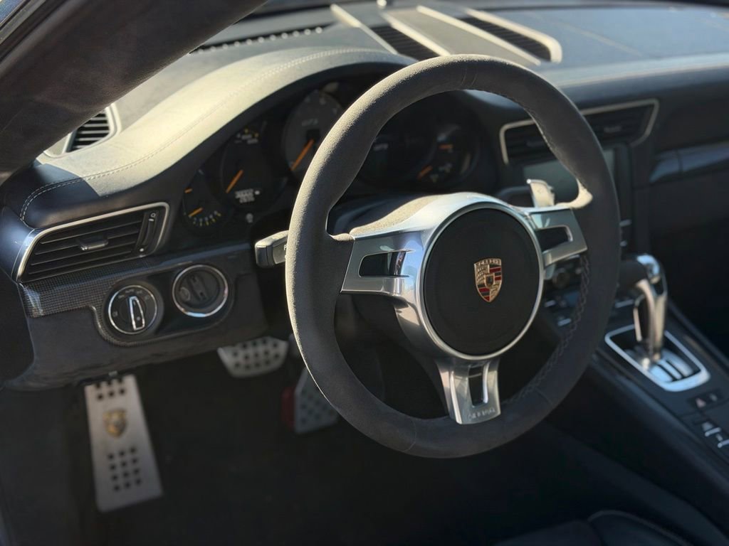 Used 2015 Porsche 911 GT3 RWD image 25