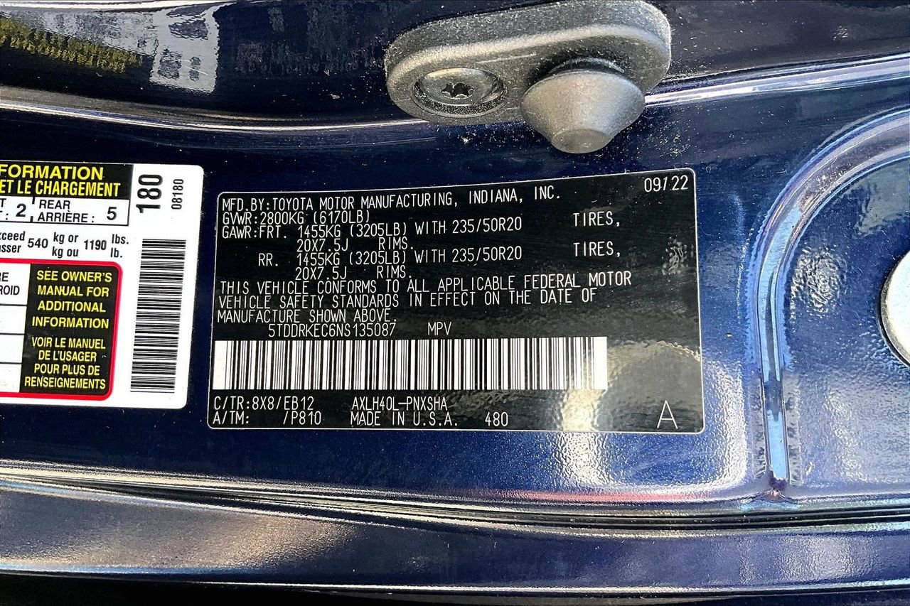 Used 2022 Toyota Sienna XSE w/ XSE Plus Package image 16