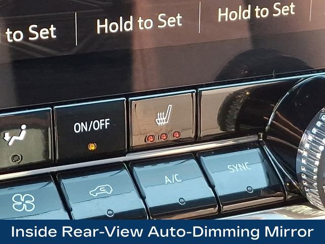 Used 2025 GMC Canyon AT4 image 30