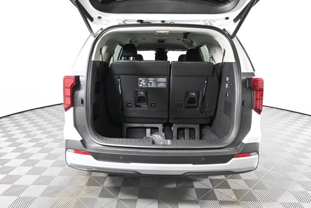 New 2026 Kia Carnival EX image 8