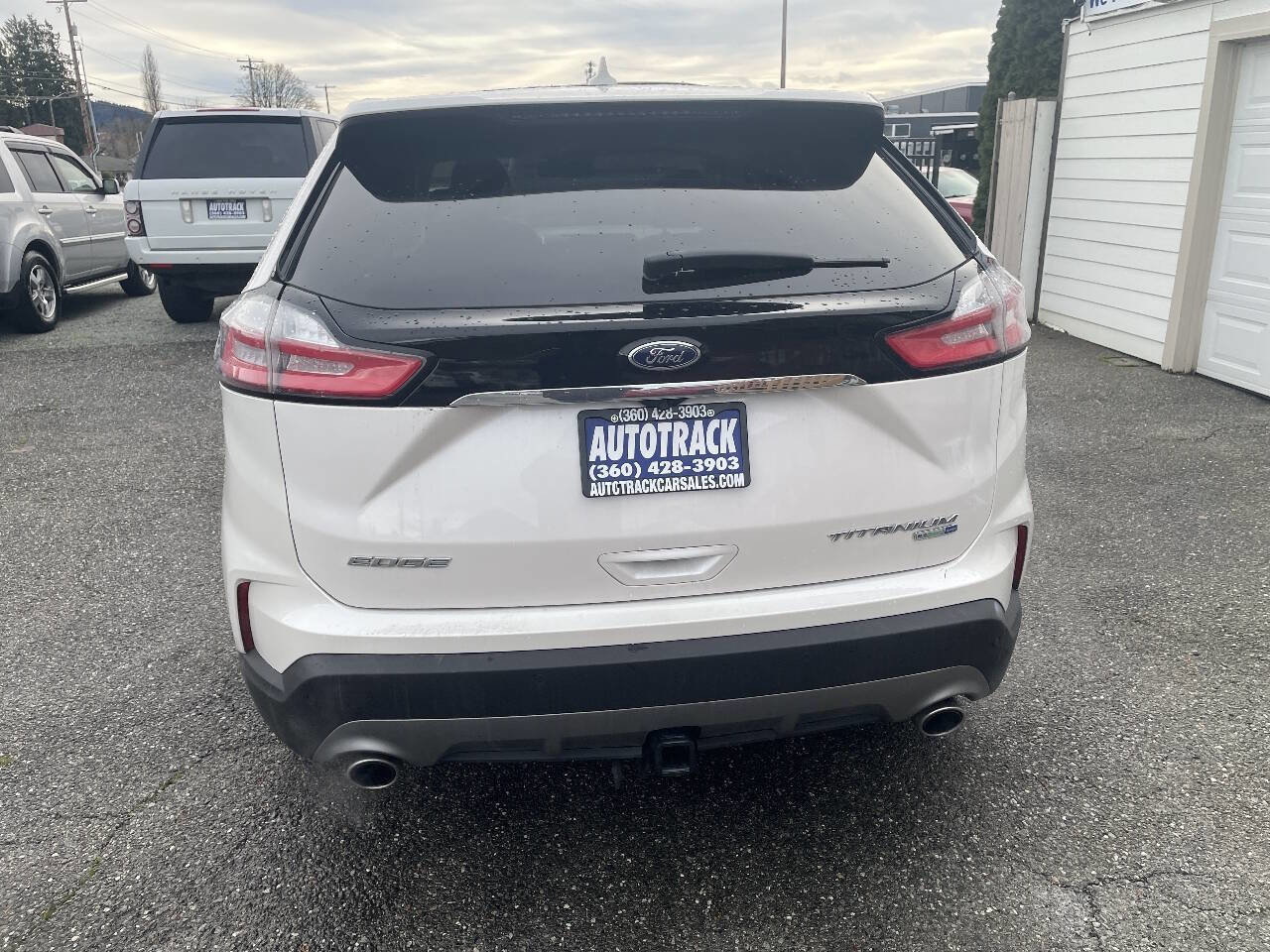 Used 2019 Ford Edge Titanium w/ Cold Weather Package image 3