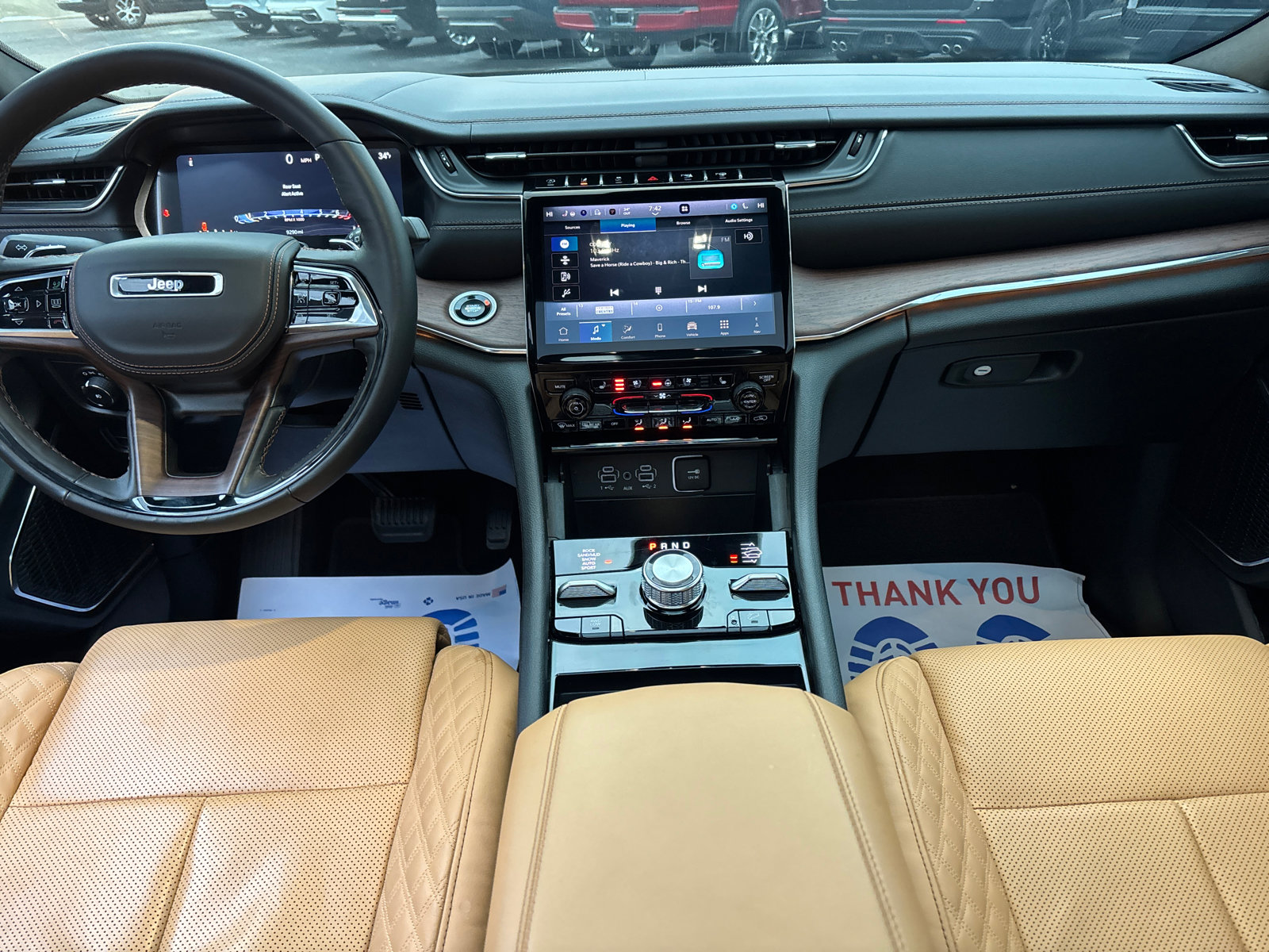 Used 2025 Jeep Grand Cherokee L Summit image 29