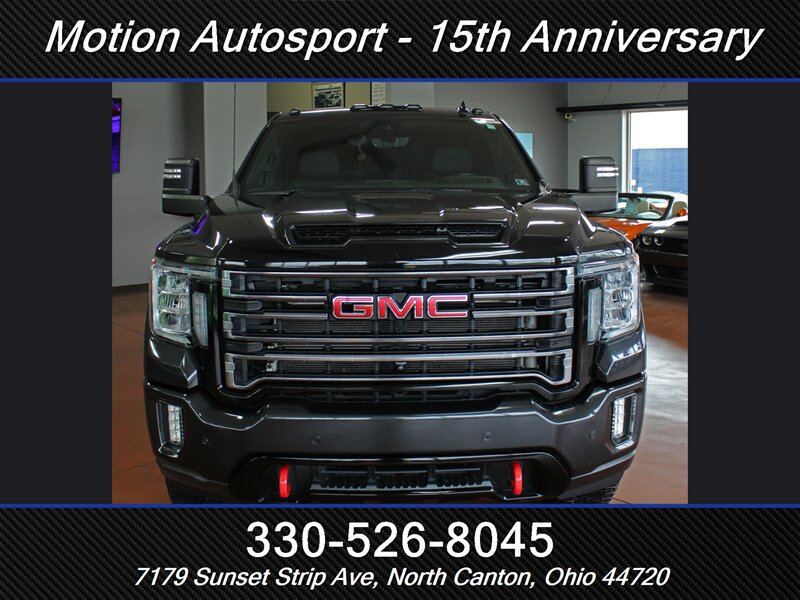 Used 2020 GMC Sierra 3500 AT4 w/ AT4 Premium Package AWD/4WD image 4