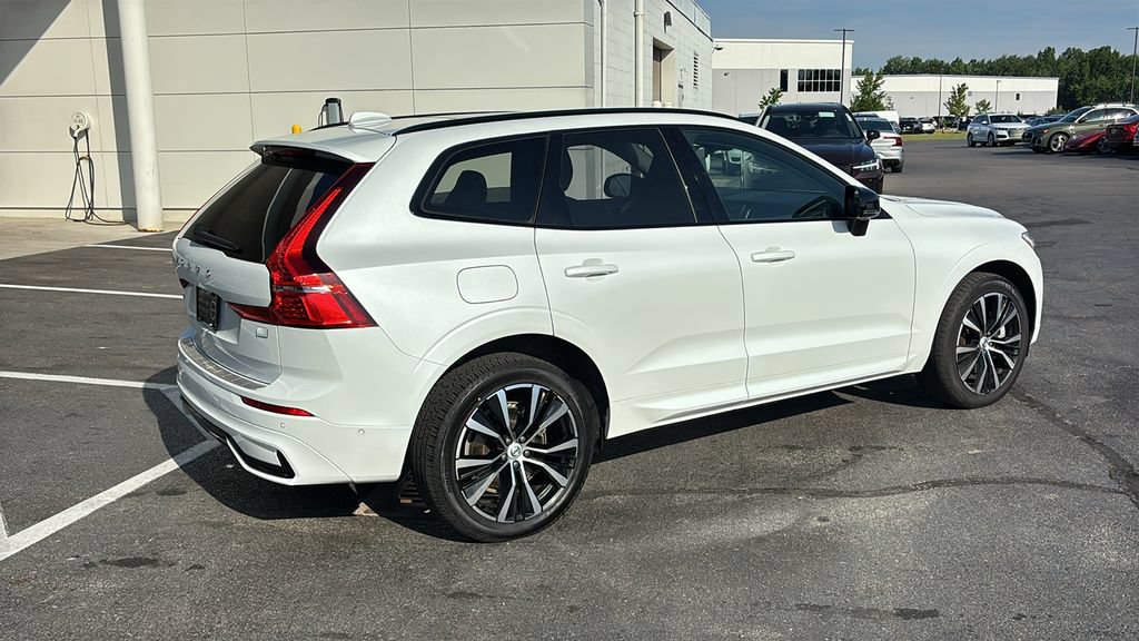 Used 2023 Volvo XC60 T8 Plus w/ Climate Package AWD/4WD image 28