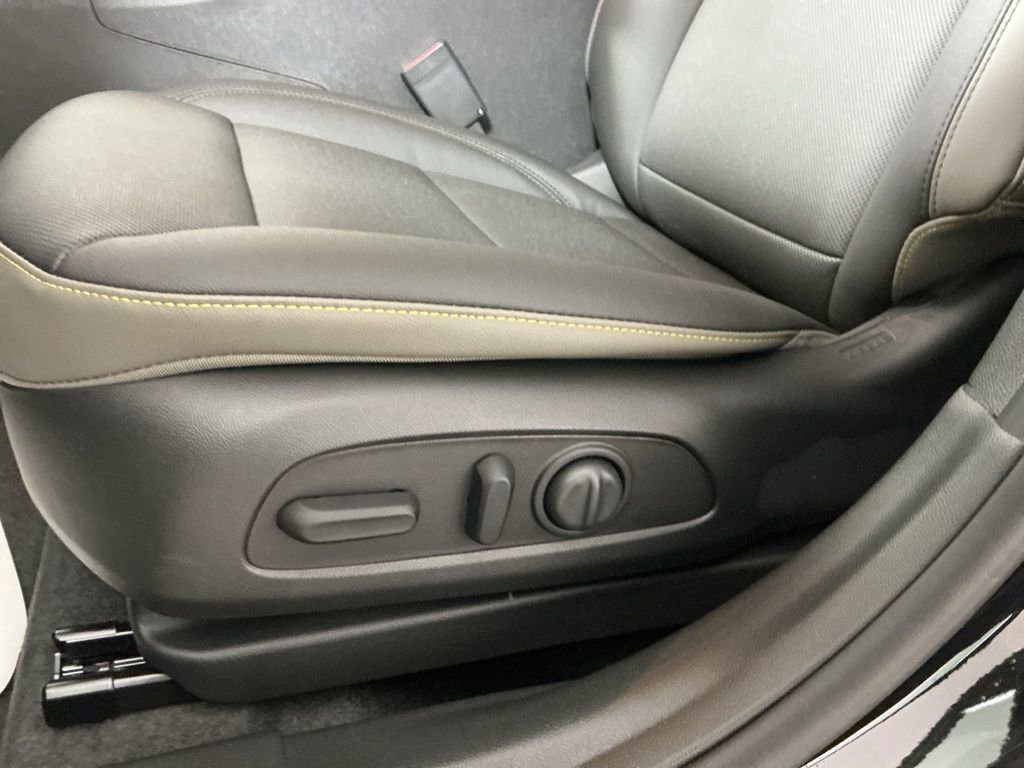 New 2026 Chevrolet Trax ACTIV FWD image 6