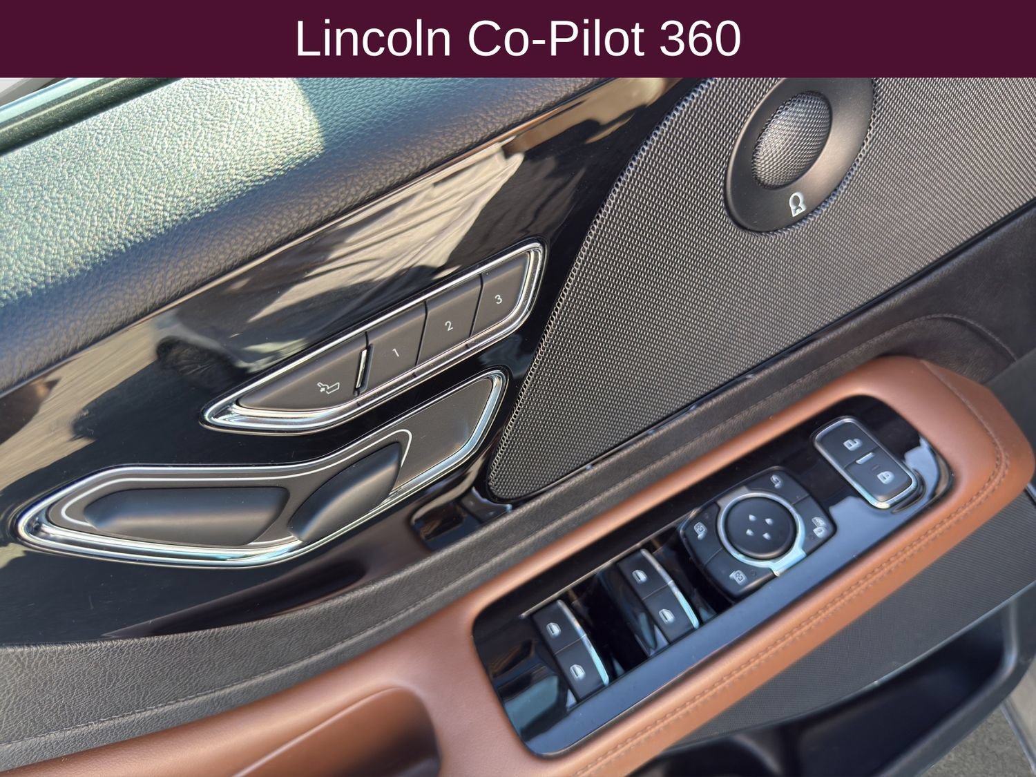 Used 2024 Lincoln Aviator Reserve w/ Elements Package Plus AWD/4WD image 12