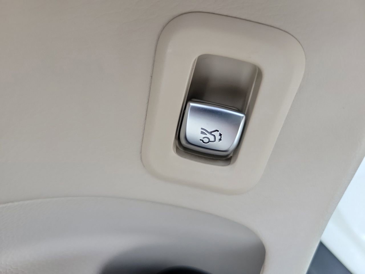 Certified 2022 Mercedes-Benz GLC 300 image 22
