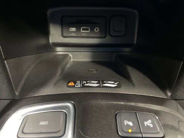 Used 2022 Chevrolet Equinox Premier AWD/4WD image 18