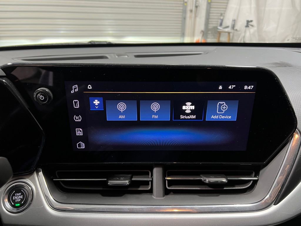 Used 2025 Chevrolet Trax LT image 29