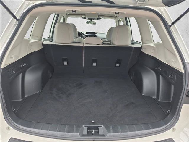 Used 2024 Subaru Forester AWD/4WD image 6