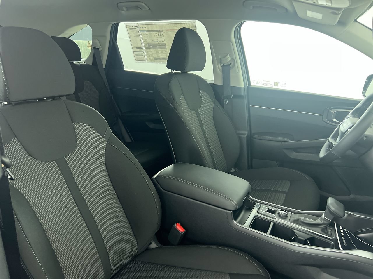 New 2026 Kia Sorento LX FWD image 33