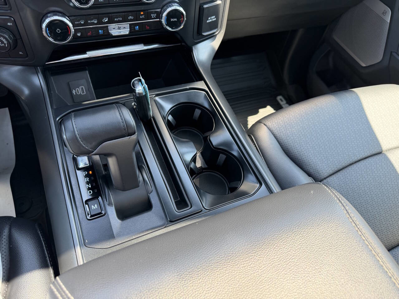 Used 2025 Ford F150 Lariat AWD/4WD image 19