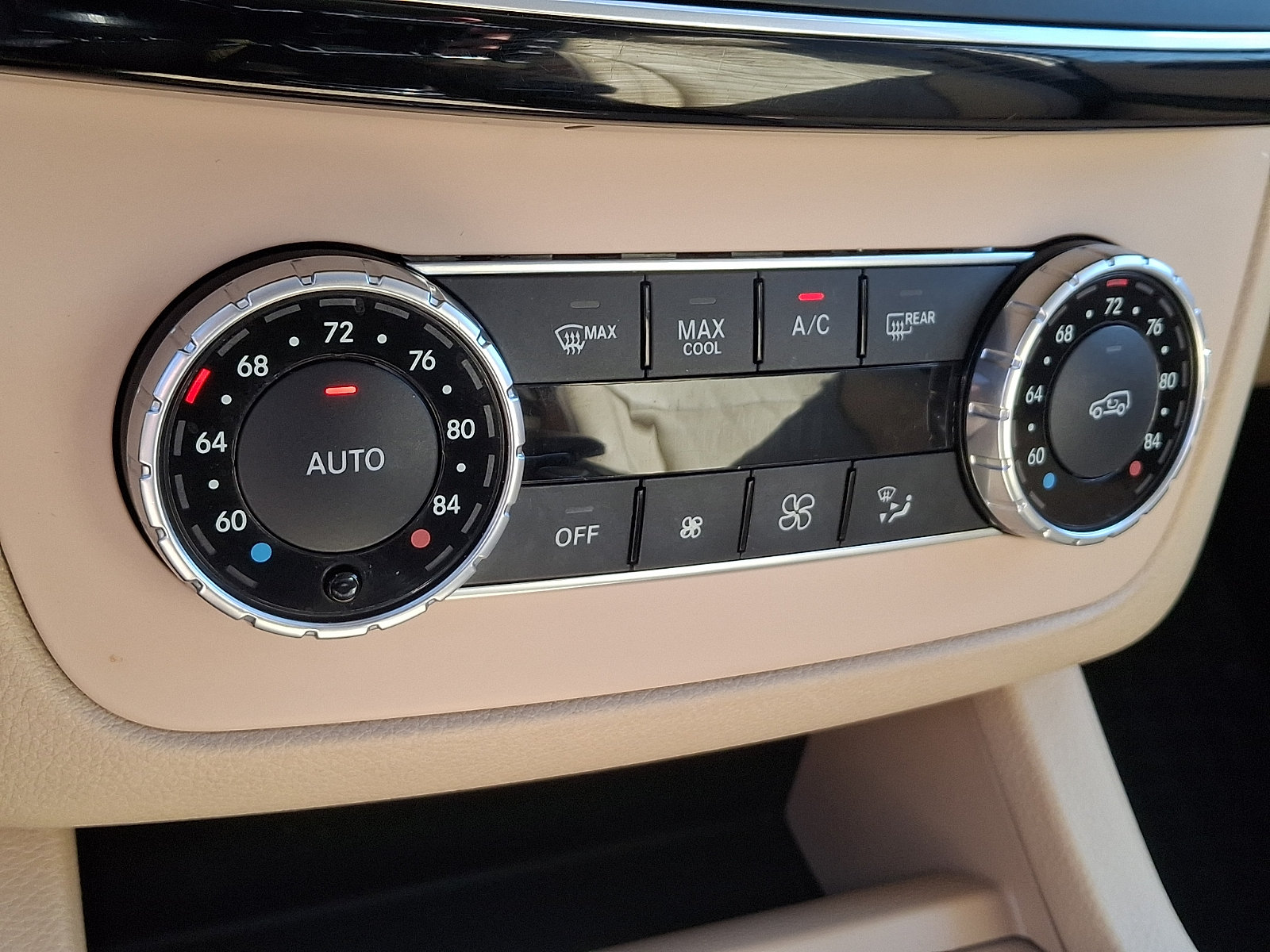 Used 2018 Mercedes-Benz GLE 350 4MATIC image 16