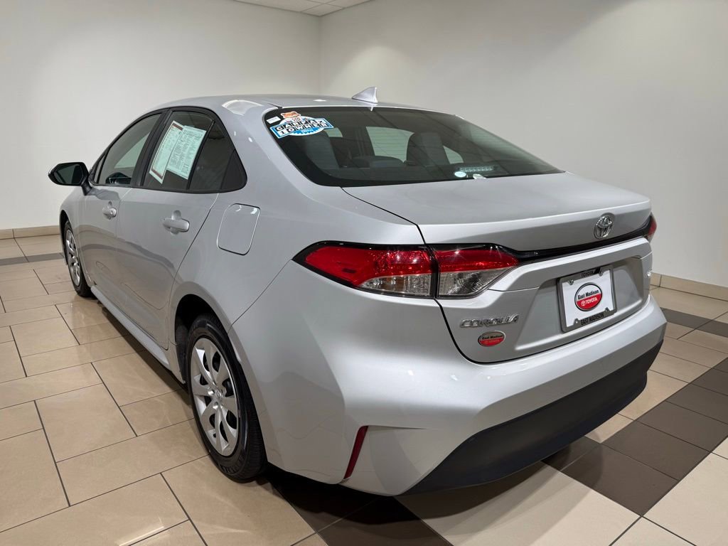 Certified 2024 Toyota Corolla LE image 3