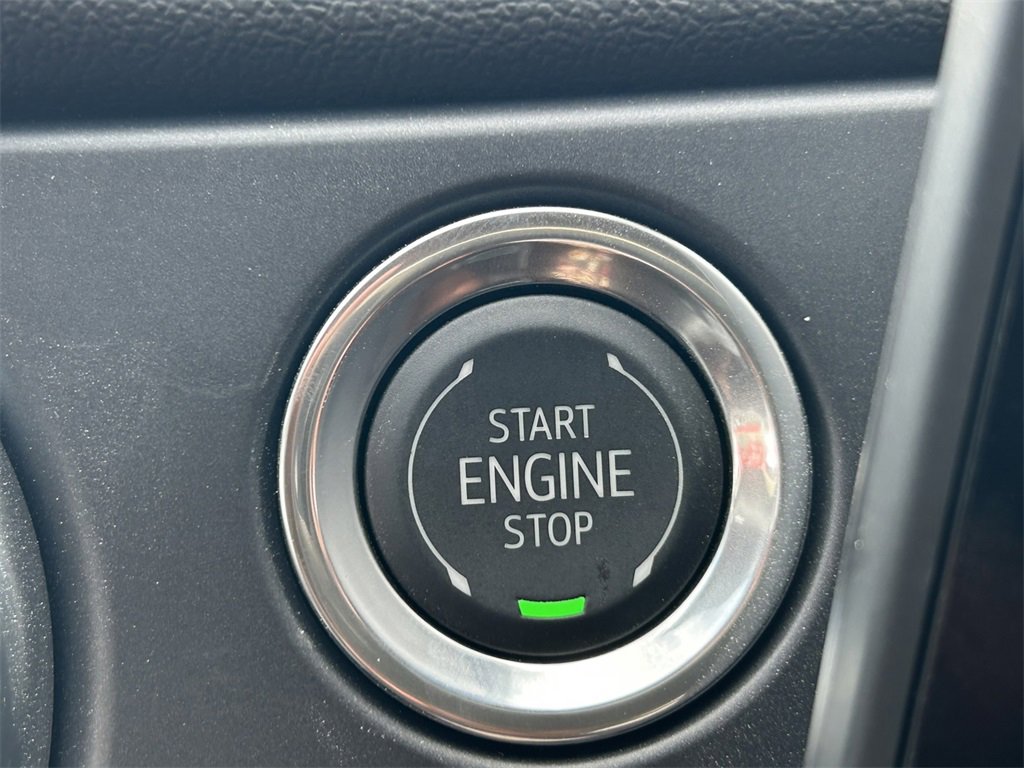 Used 2025 Chevrolet Blazer LT image 27