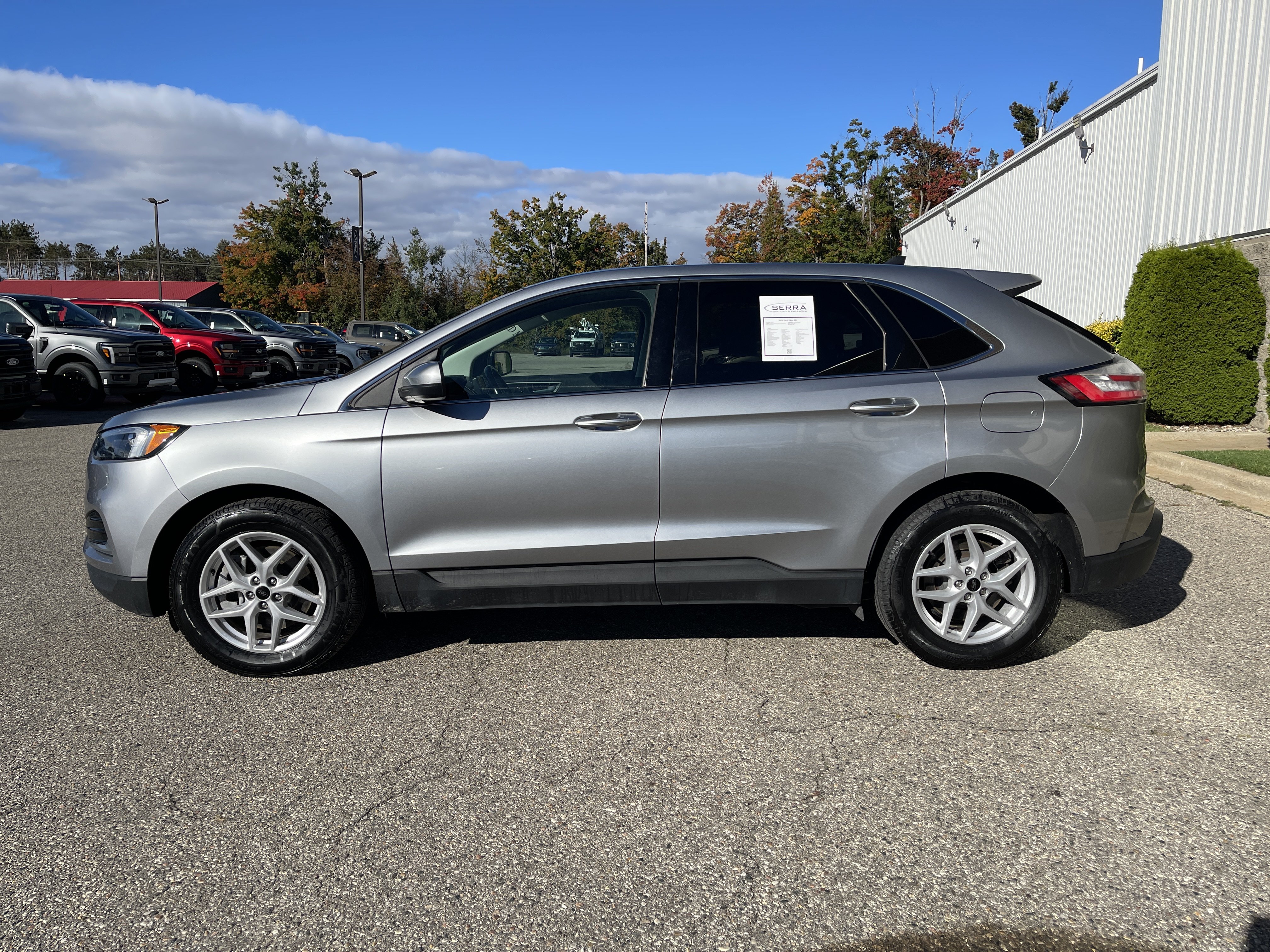 Used 2024 Ford Edge SEL AWD/4WD image 6