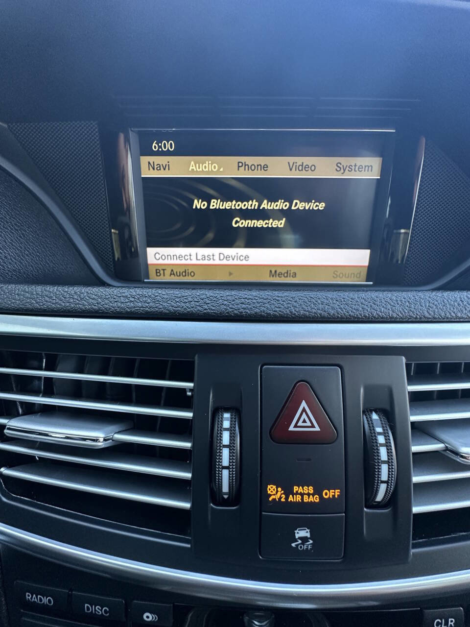 Used 2010 Mercedes-Benz E 350 Sedan w/ Premium 1 Pkg image 21