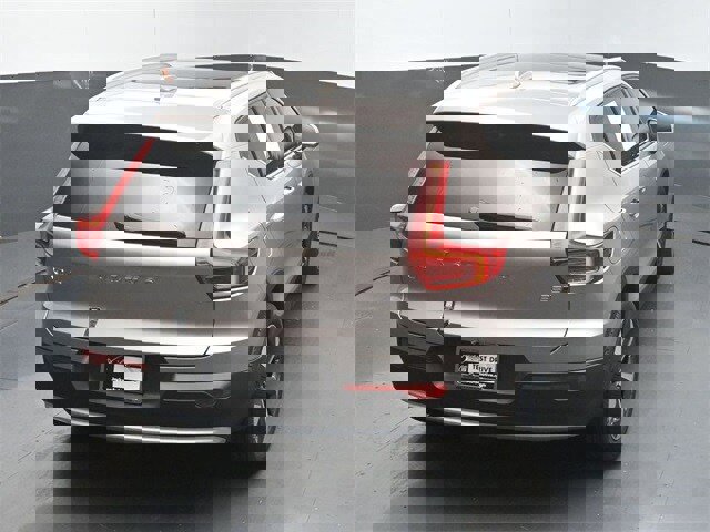 Certified 2024 Volvo XC40 B5 Plus w/ Protection Package Premier image 46