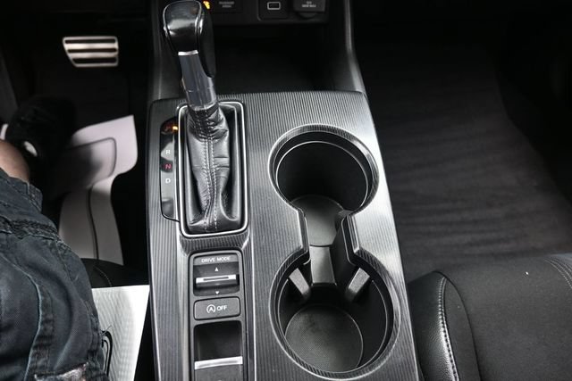Used 2022 Honda Civic Sport image 11