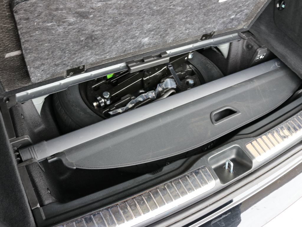 Used 2025 Mercedes-Benz GLS 450 4MATIC image 32