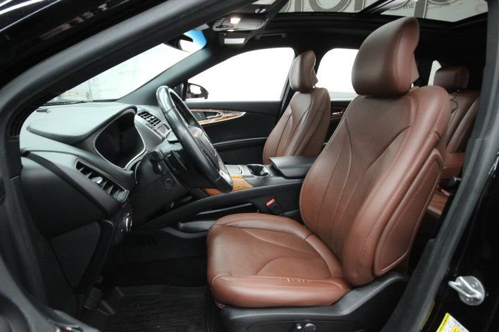 Used 2019 Lincoln Nautilus Reserve AWD/4WD image 13