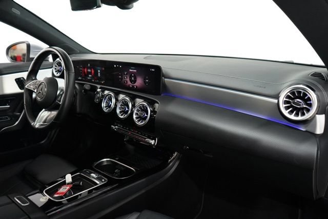 Used 2025 Mercedes-Benz CLA 250 image 16