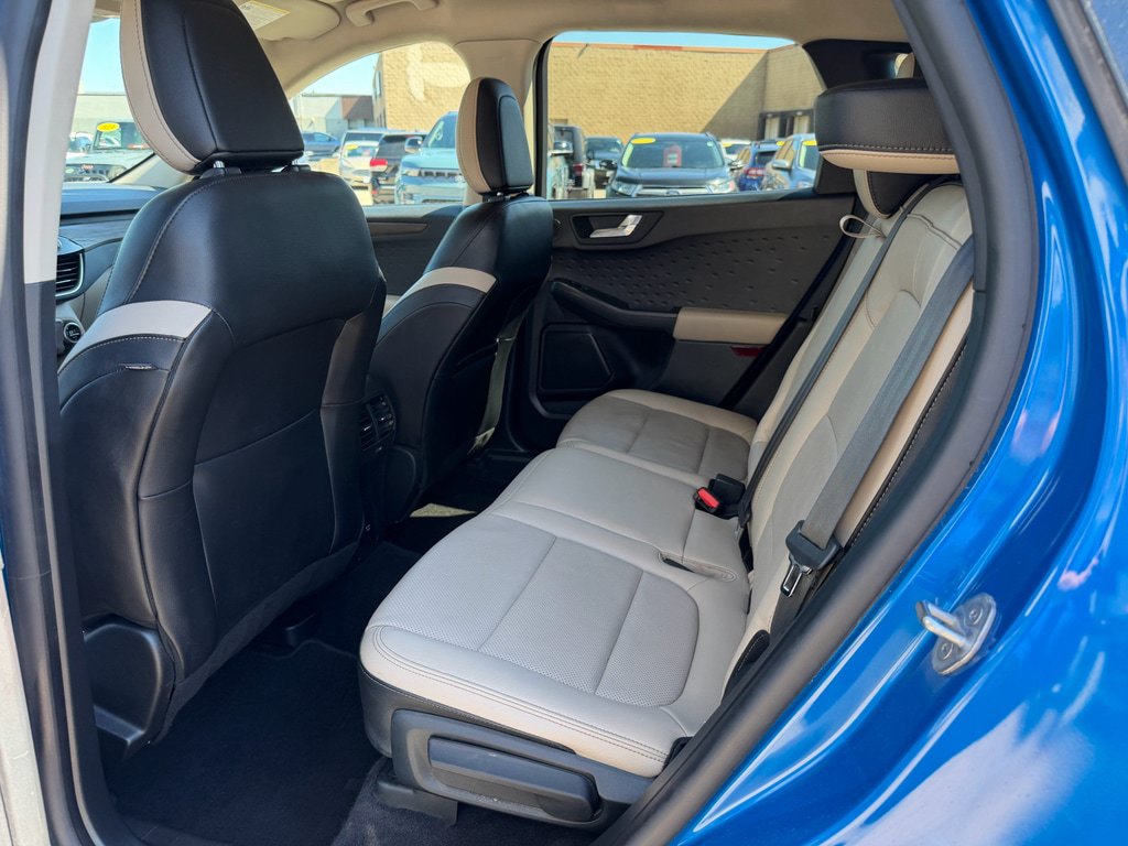 Used 2020 Ford Escape Titanium AWD/4WD image 9