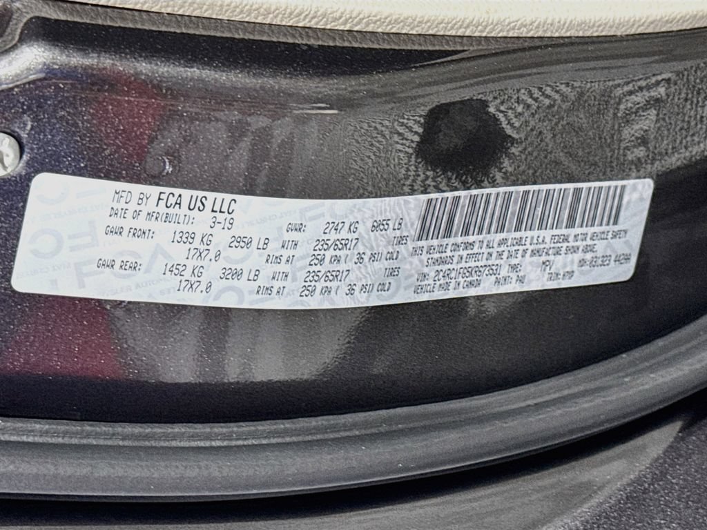 Used 2019 Chrysler Pacifica Touring Plus w/ Advanced Safetytec Group FWD image 33
