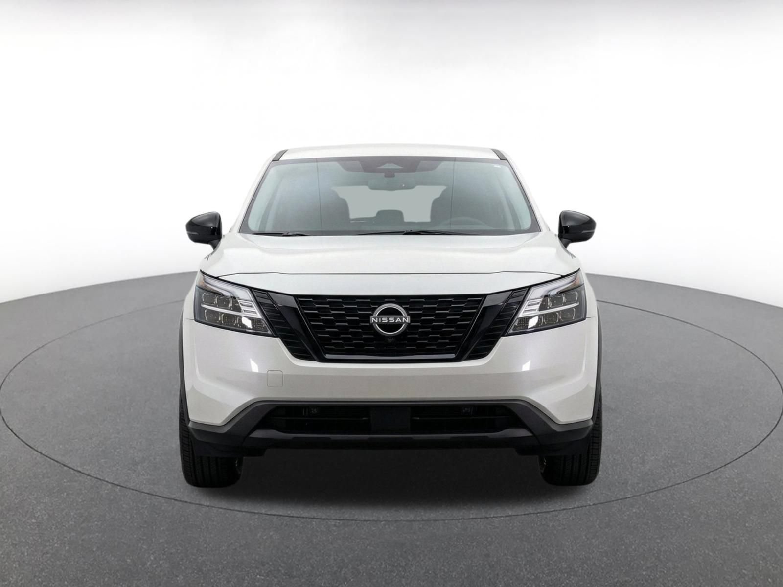 Used 2026 Nissan Kicks SV w/ Cold Weather Package AWD/4WD image 2