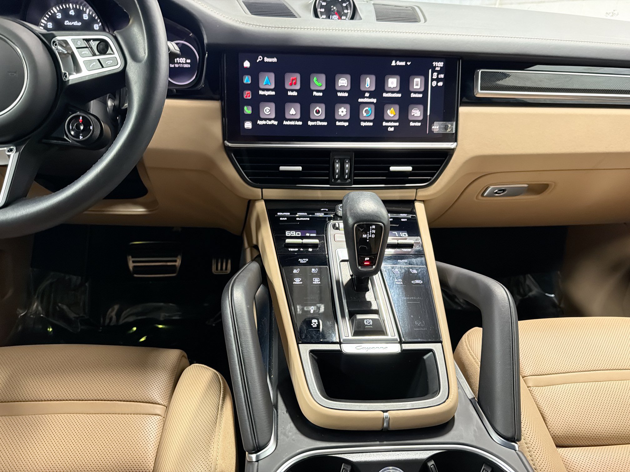 Certified 2023 Porsche Cayenne Turbo AWD/4WD image 20