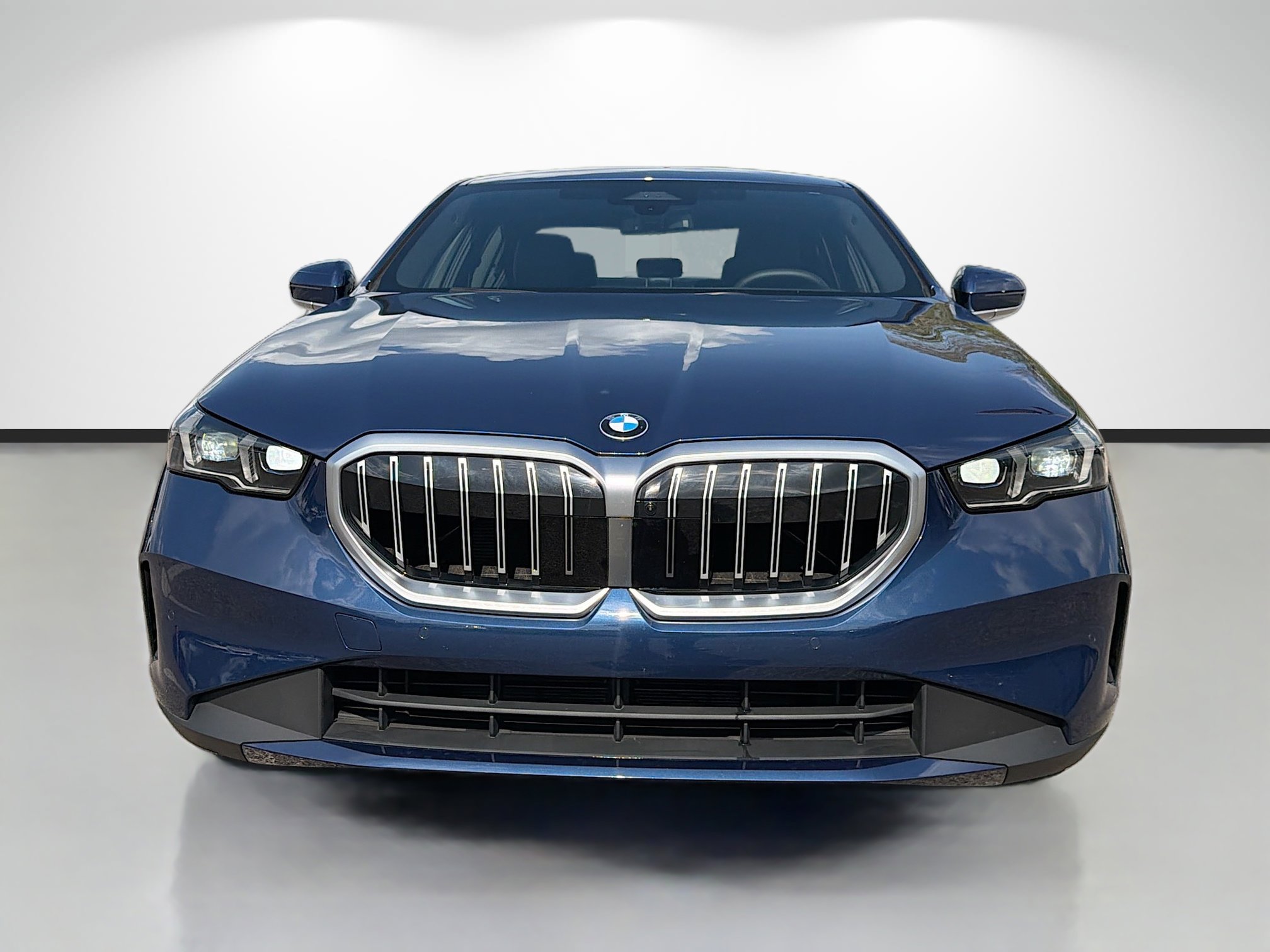 Used 2026 BMW 530i image 8