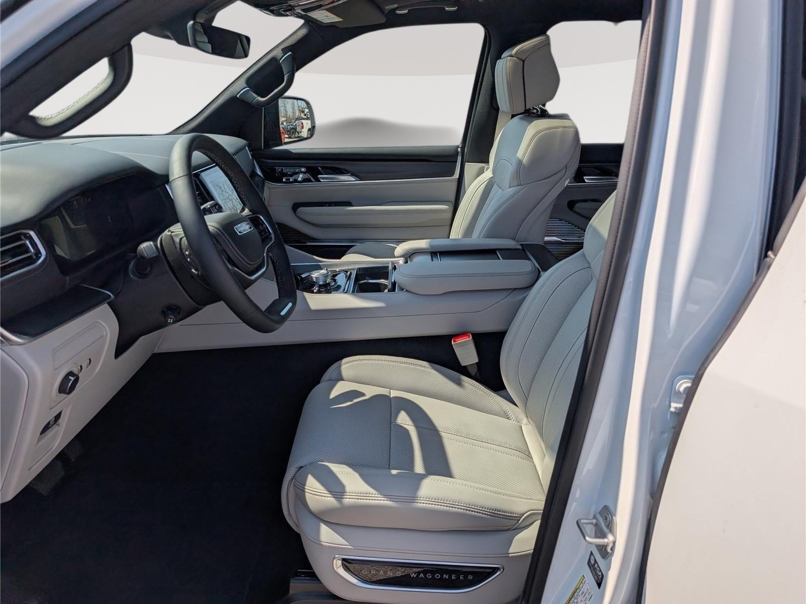 New 2026 Jeep Grand Wagoneer Summit AWD/4WD image 13