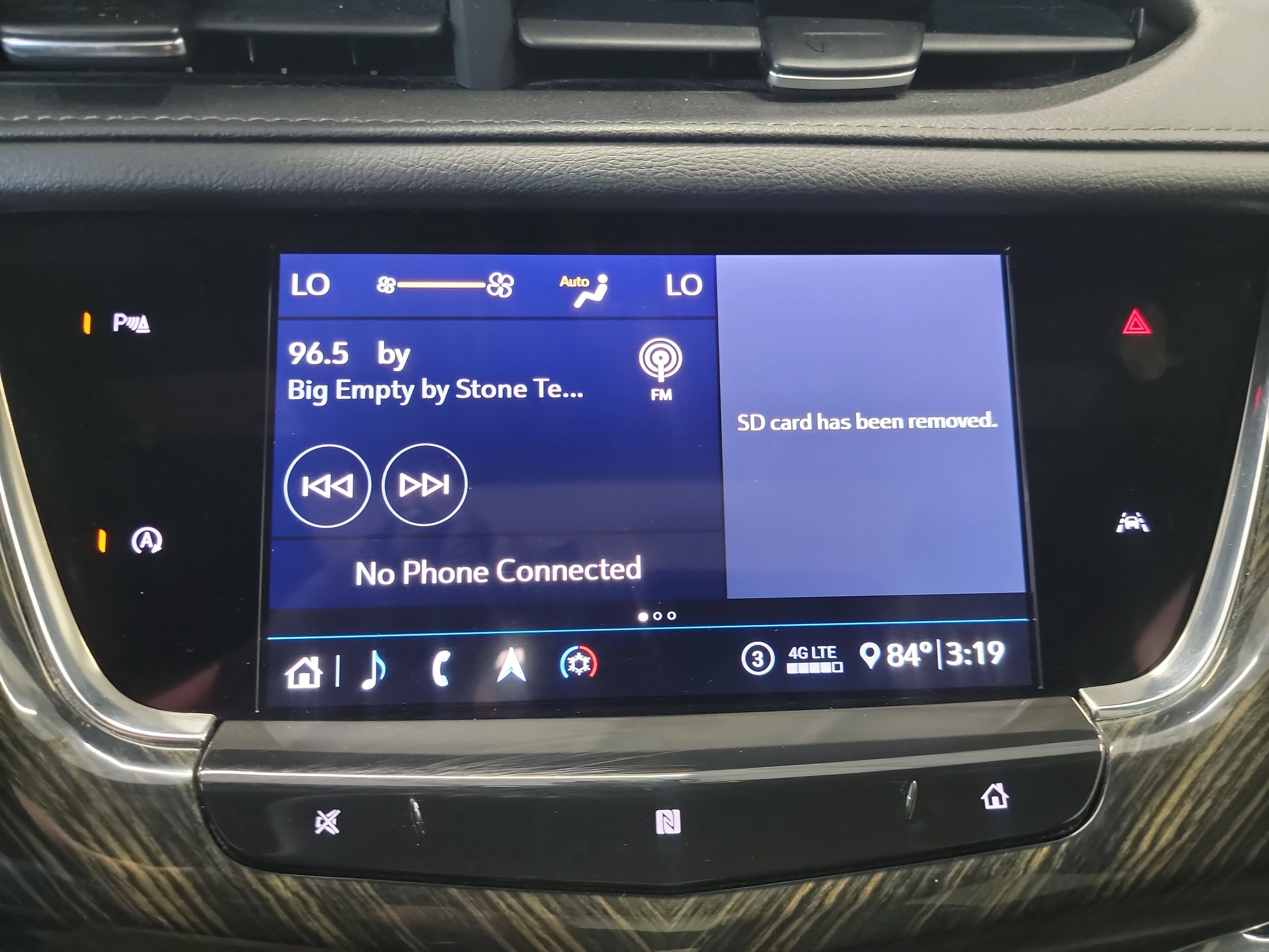 Used 2020 Cadillac XT6 Premium Luxury FWD image 22