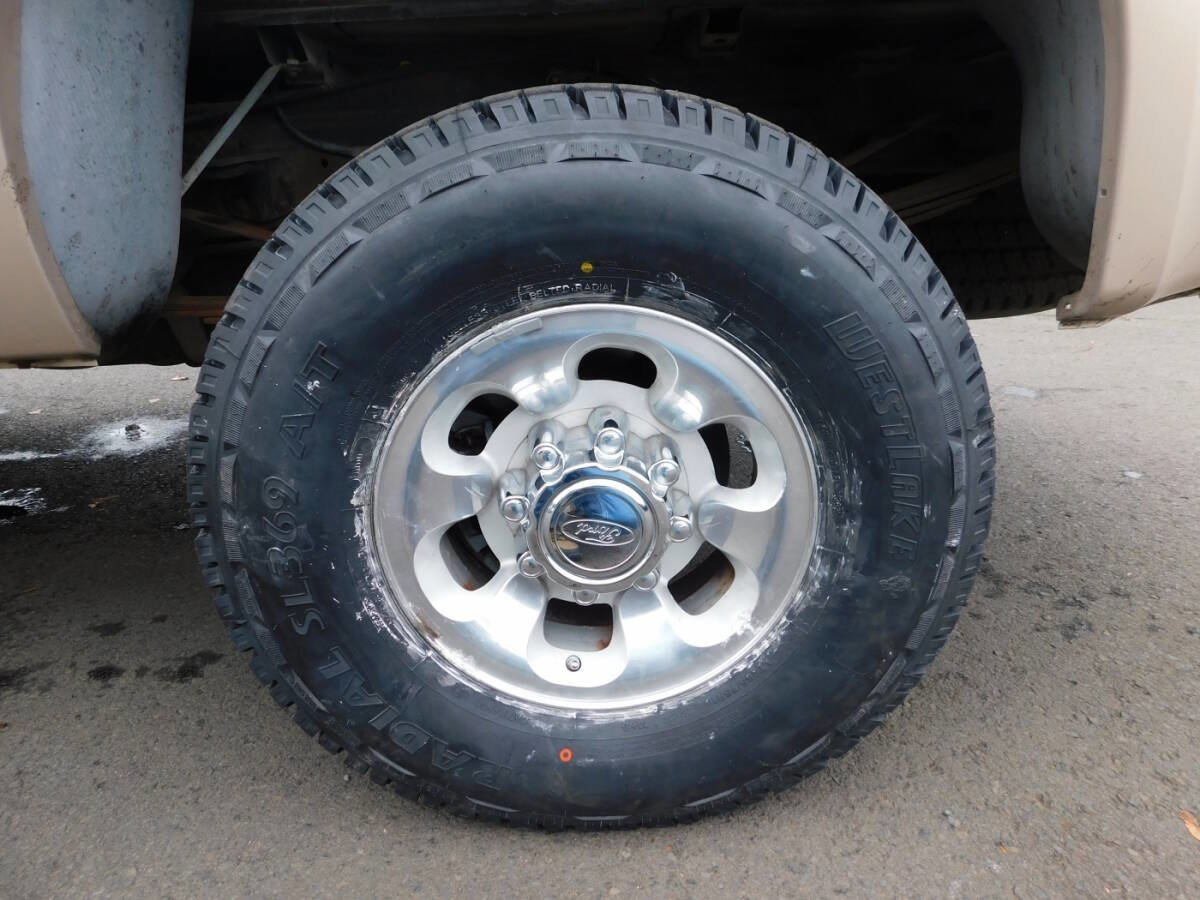 Used 1999 Ford F250 Lariat image 20