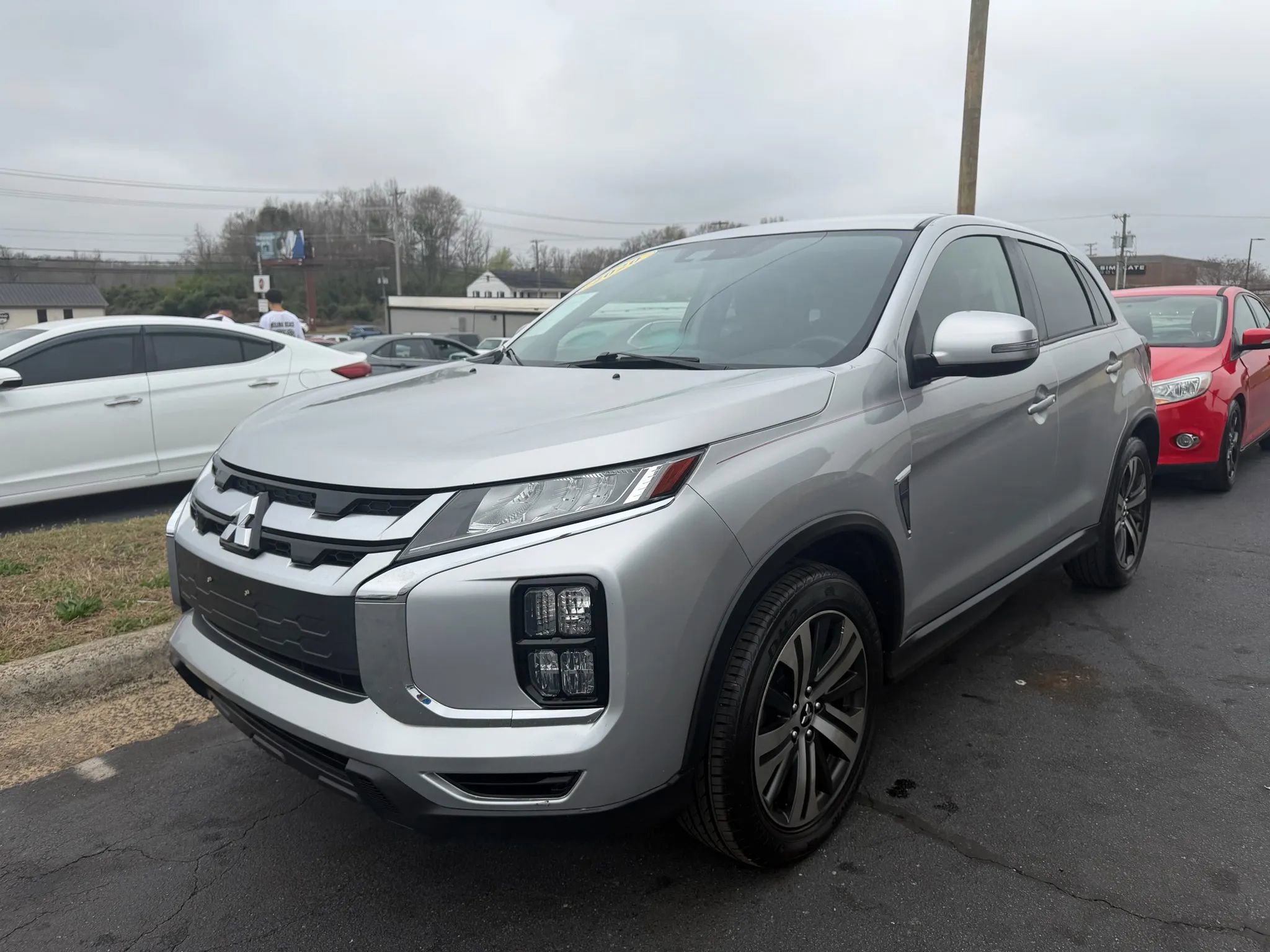 Used 2020 Mitsubishi Outlander Sport SE image 3