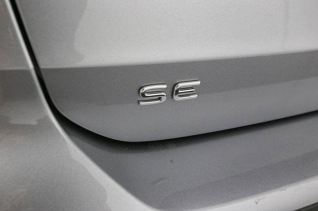 Certified 2024 Volkswagen Taos SE image 14