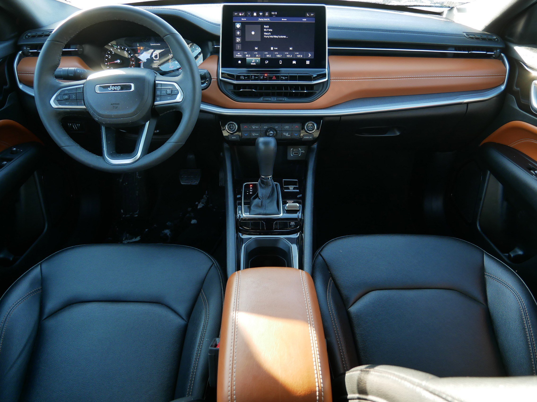 Used 2024 Jeep Compass Limited image 10