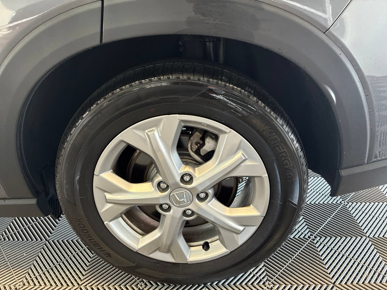 Used 2024 Honda HR-V LX image 8