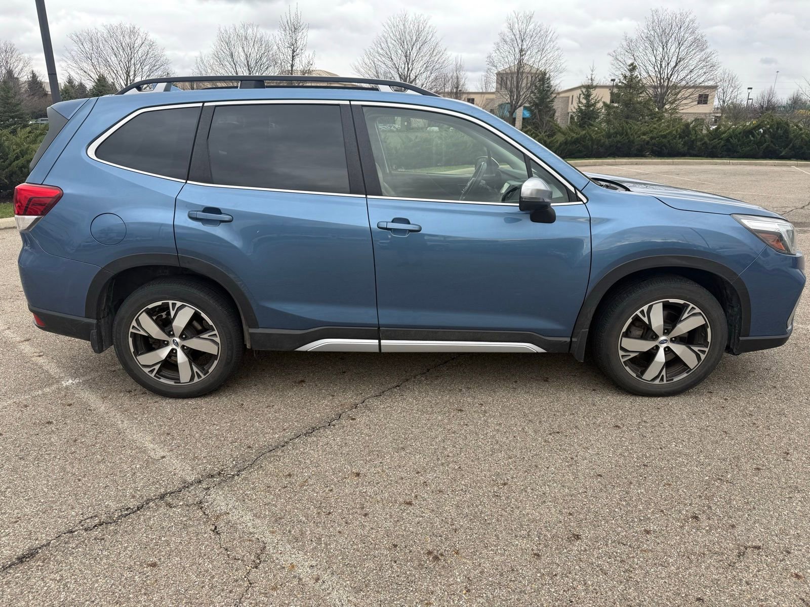 Used 2021 Subaru Forester Touring w/ Popular Package #2 image 4