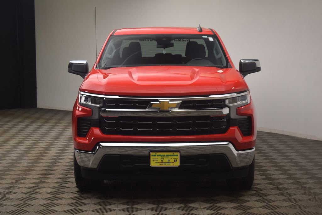 Used 2022 Chevrolet Silverado 1500 LT AWD/4WD image 19